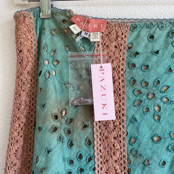 Amazing design skirt. Made in England. - Picture 4 of 4